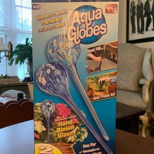 Aqua Globes